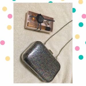 Viktor & Rolf Flowerbomb and holographic Clutch 👛